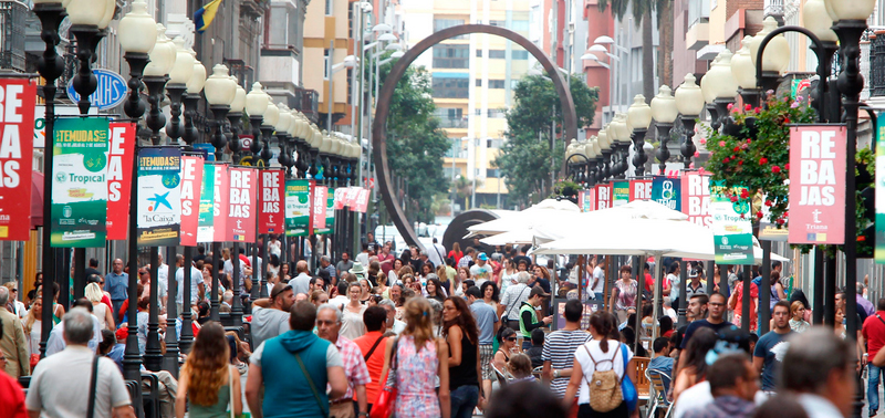 Centro ciudad lleno de gente Centro ciudad lleno de gente